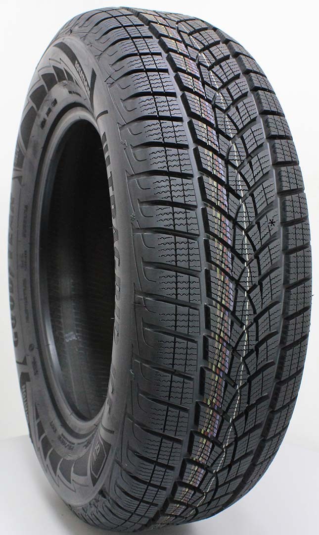 Шина Goodyear UltraGrip Ice SUV G1 XL 235/65 R18 110T 235/65 R18