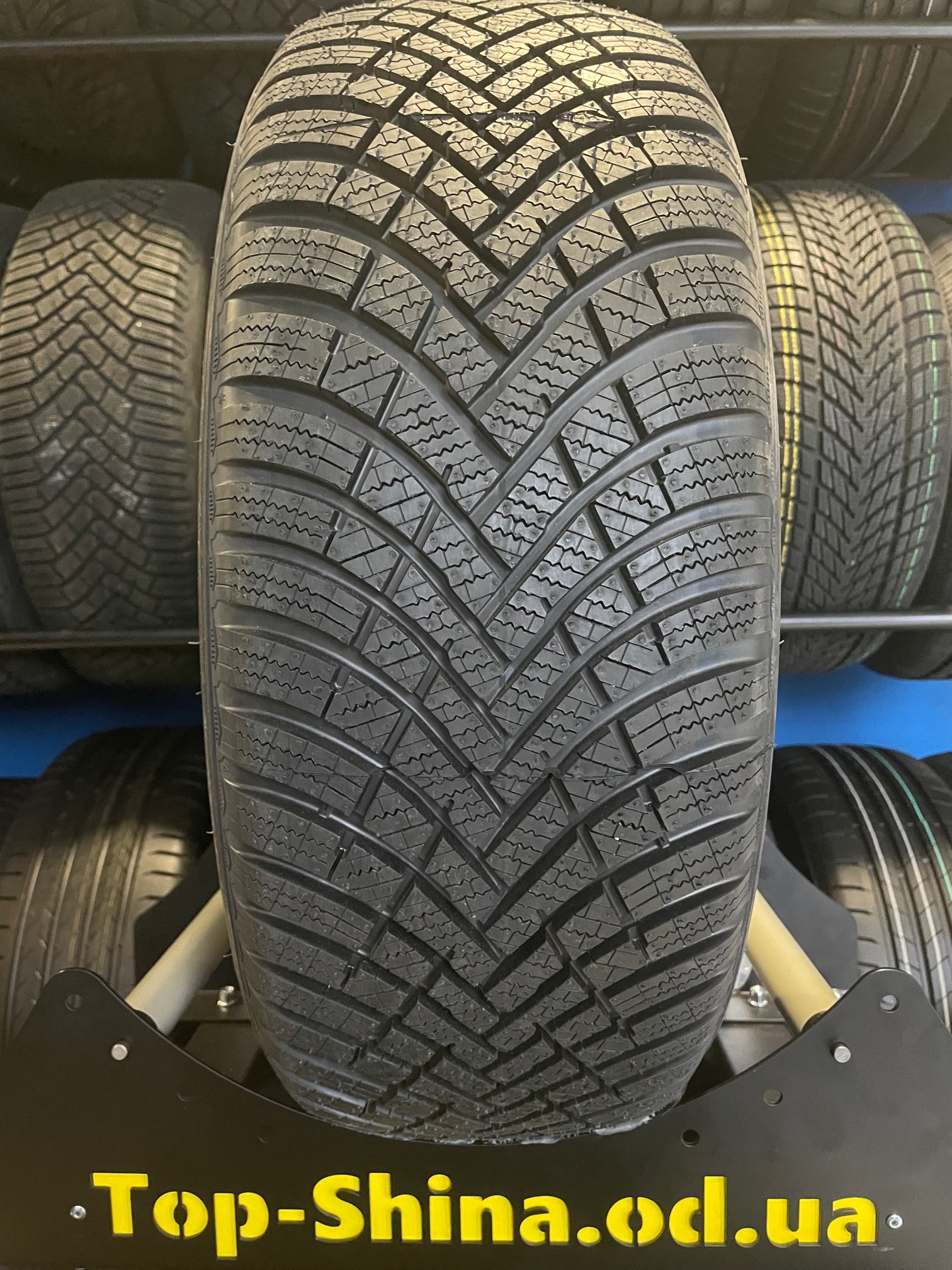 Шина Hankook WiNter i*cept RS3 W462 (Hankook (вир-во Угорщина XL 195/60 R16 93H 195/60 R16