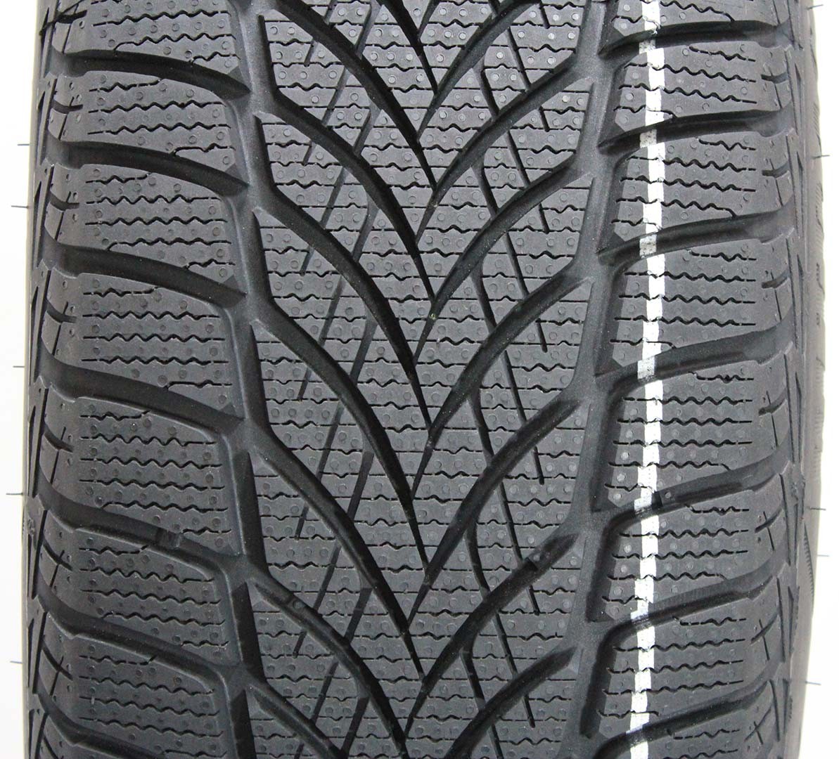 Шина Goodyear UltraGrip Ice 2 215/50 R19 93T 215/50 R19